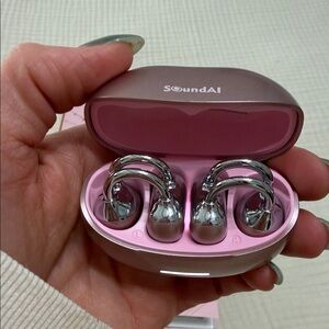 Sound AI Fairy Clip wireless Open-Ear Wireless Earbuds with Charging Case